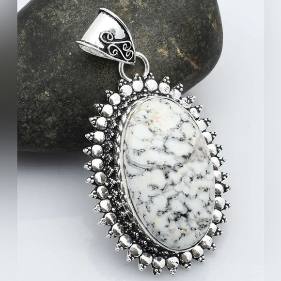 DENDRITE OPAL PENDANT - Picture 3 of 3